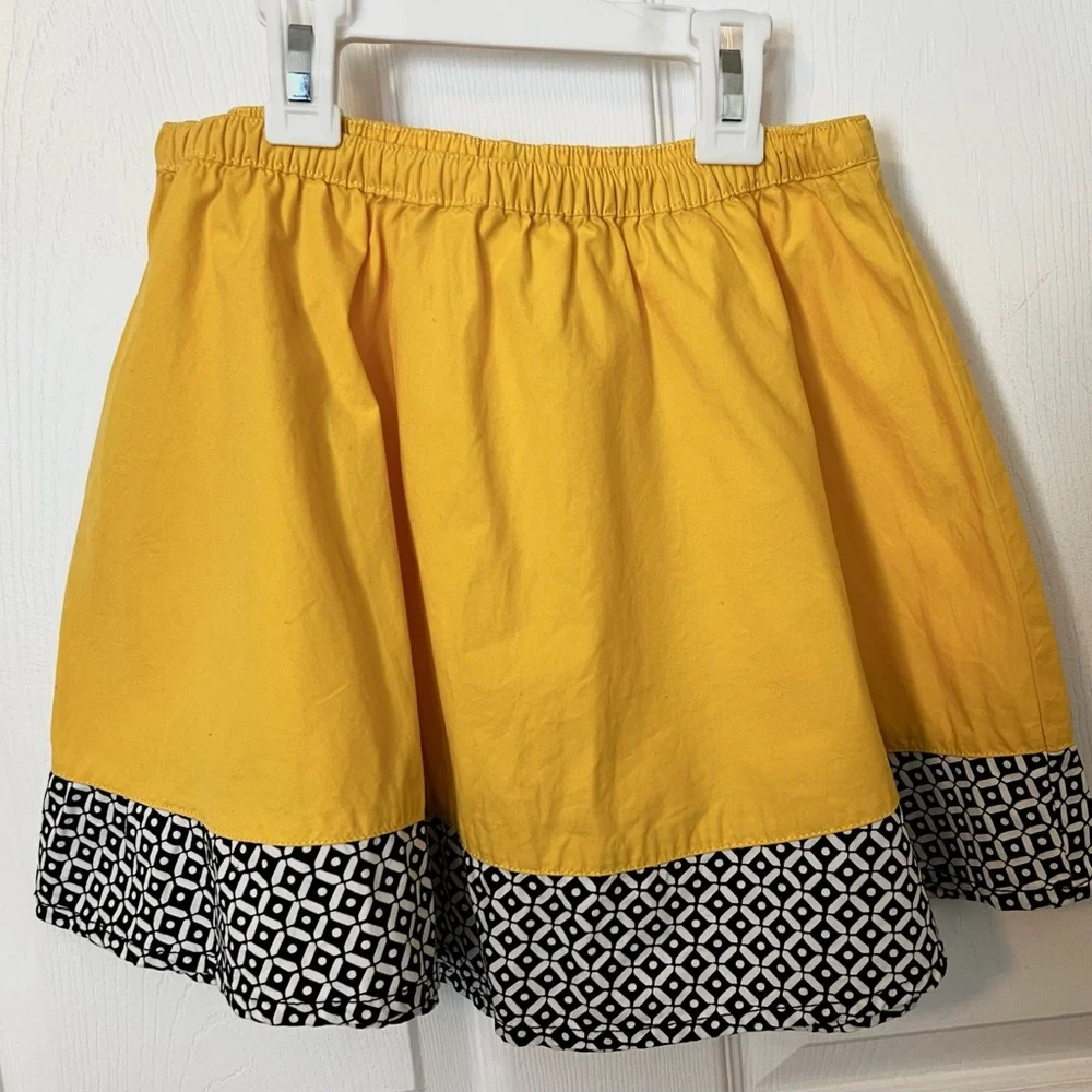 Gymboree Flared Skater skirt Yellow w/ Black White Trim 100% Cotton kids size 8
